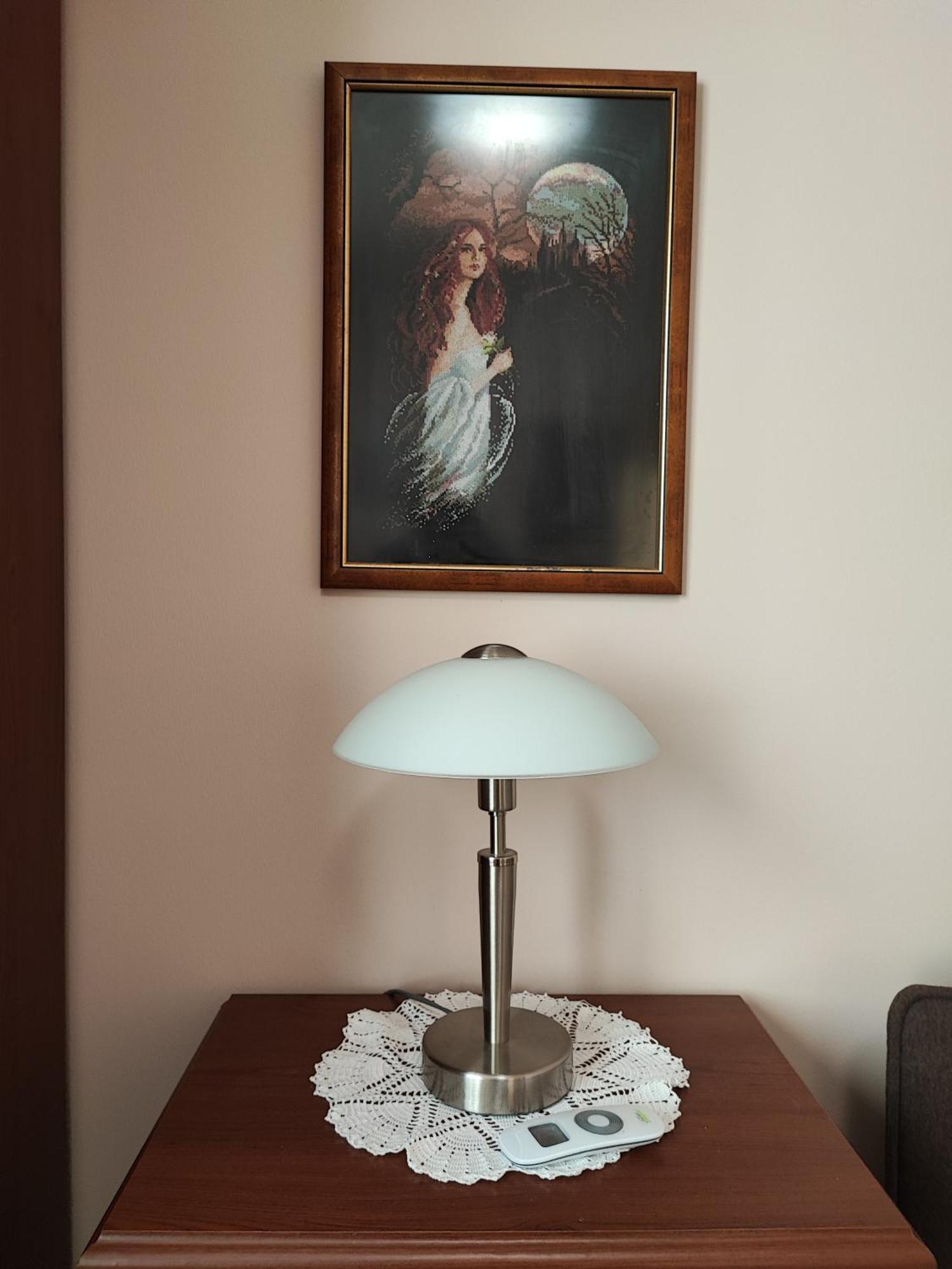 White Column House Apartment Diosd Bagian luar foto